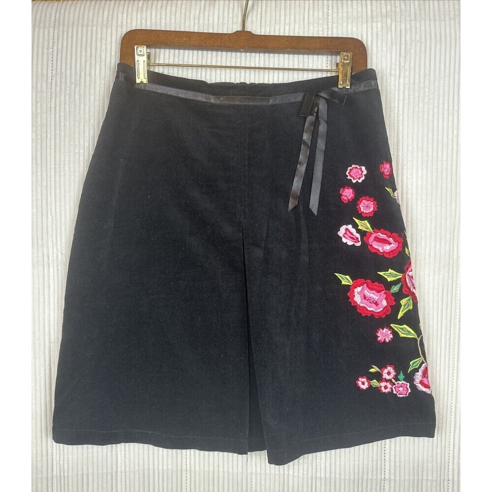 Persaman New York Embroidered Skirt Pink Floral 6 Black Cottagecore Feminine